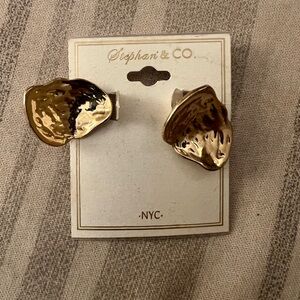 Gold clip on earrings